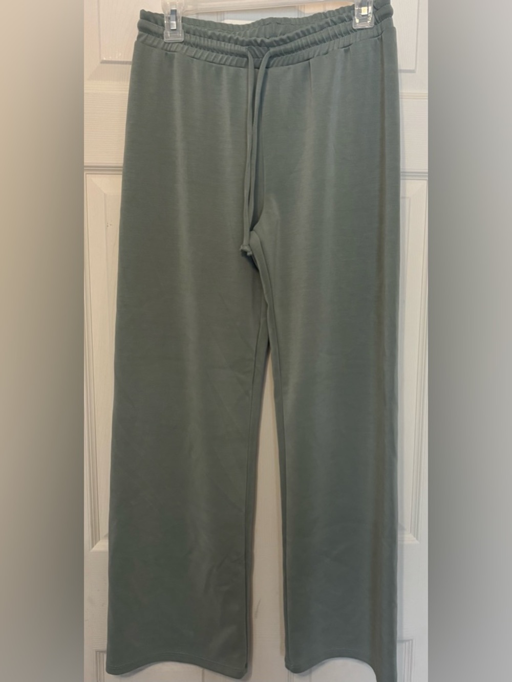 Women’s Sage Green Wide Leg Lounge Pants 🍃